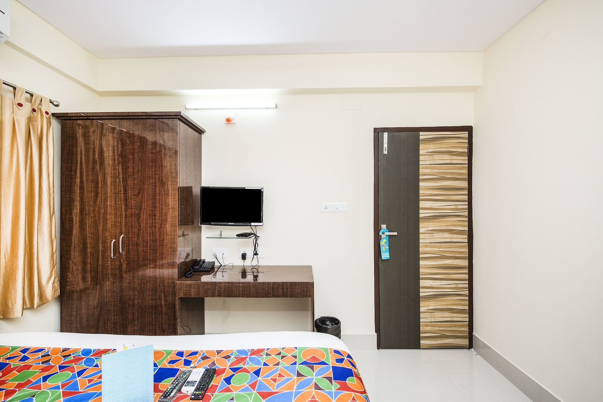 Fabhotel Kolkata Residency Salt Lake Екстериор снимка